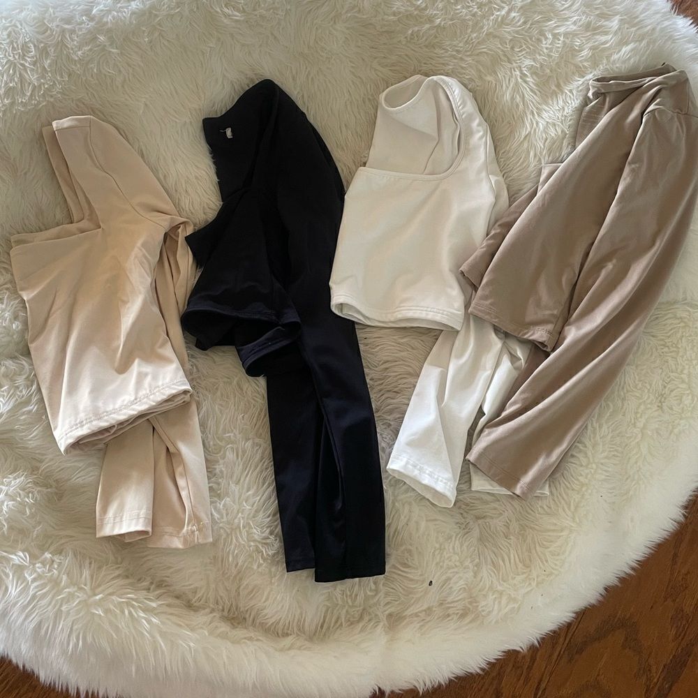 Long sleeve crop top bundle
